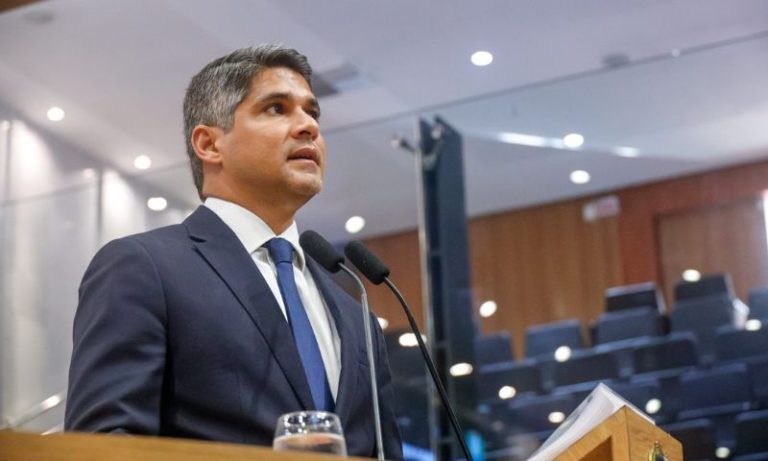 Audiência pública no MPPE debate “Intervalos Bíblicos” na rede pública do estado