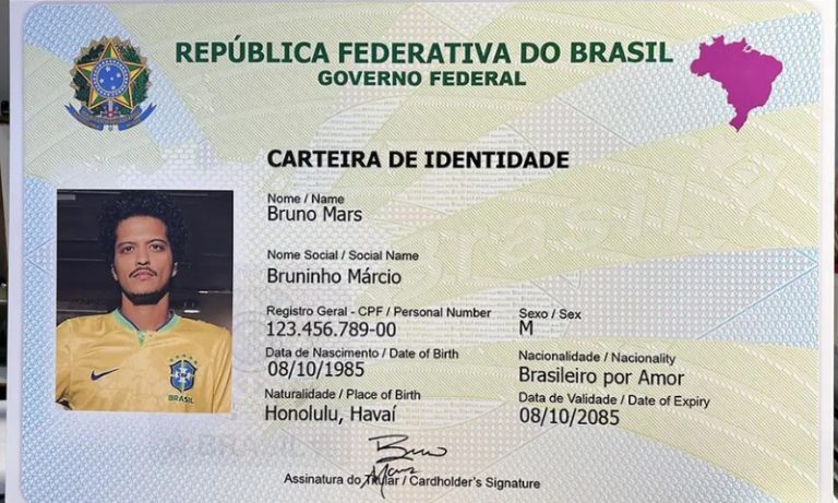 Bruno Mars ganha Carteira de Identidade Nacional gigante em show de BH