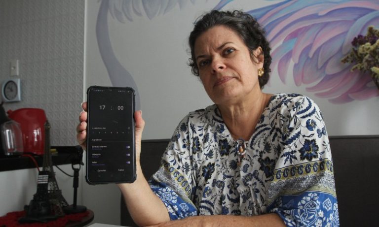 Celular toca e candidata do ES é eliminada de prova do Enem