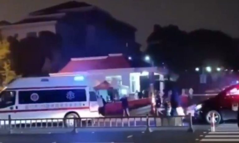Estudante mata 8 pessoas a facadas na China e fere ao menos 17