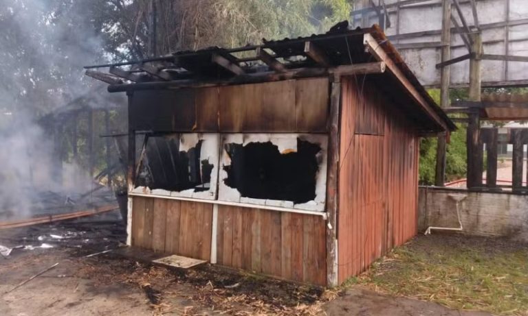 Ex-mulher é suspeita de incendiar casa do autor de atentado em Brasília