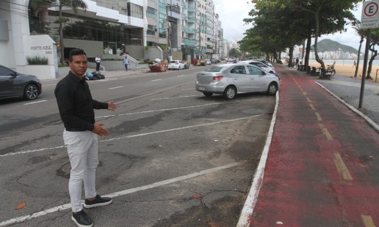 Moradores vão decidir se orla de Vila Velha terá estacionamento rotativo
