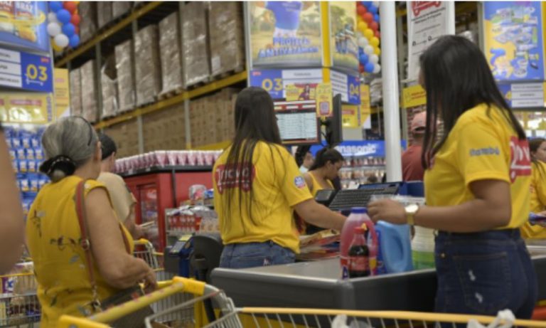 Novo Atacarejo abre mais de mil vagas temporárias para fim de ano em Pernambuco