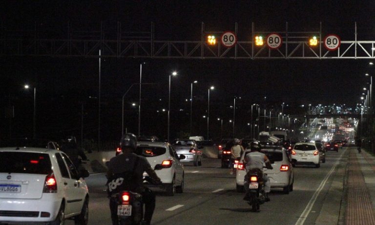 Novos radares já estão multando na Rodovia das Paneleiras