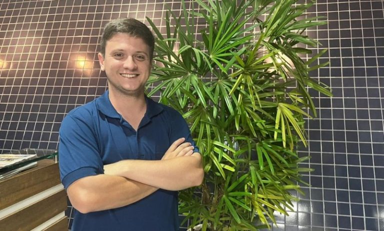 Prefeito mais novo do ES divulga primeiros secretários