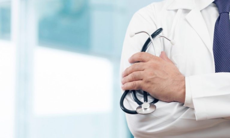 Prefeitura de Vila Velha realiza ​processo seletivo para médicos e enfermeiros