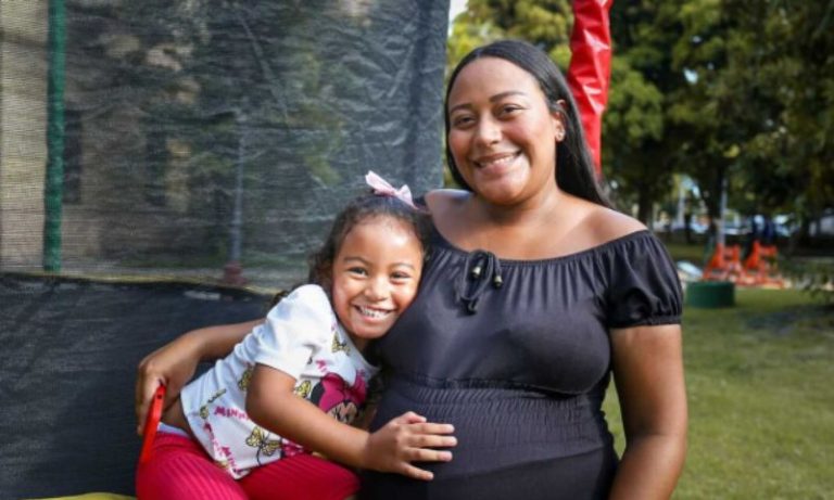 Mães de Pernambuco disponibiliza mais de 8 mil vagas com benefício de R$ 300 ao mês