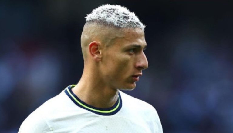 Richarlison sofre lesão no tendão da coxa e desfalca Tottenham