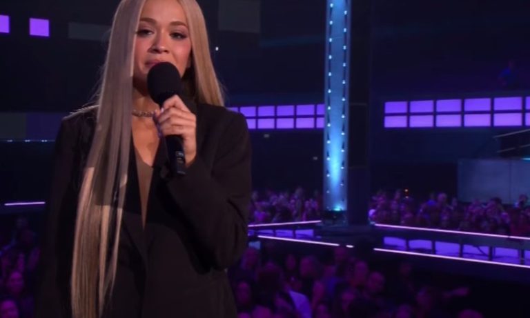 Rita Ora presta homenagem para Liam Payne no EMA 2024