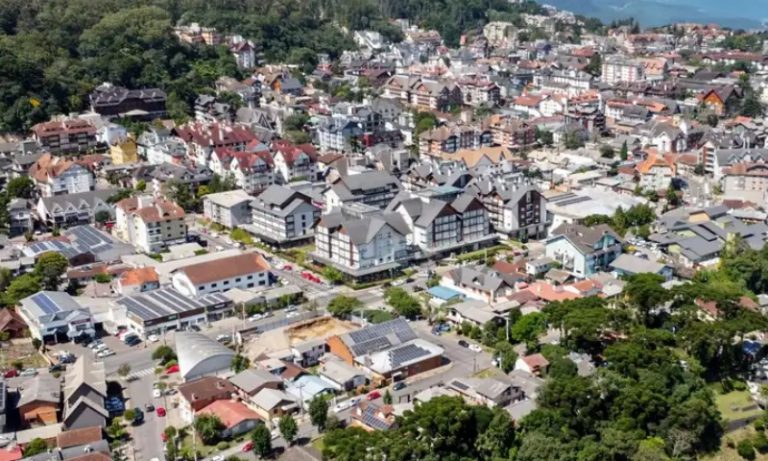 Simbora “turistar”?