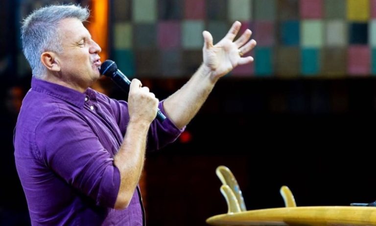 Saiba mais sobre a Bola de Neve, igreja fundada pelo apóstolo Rina