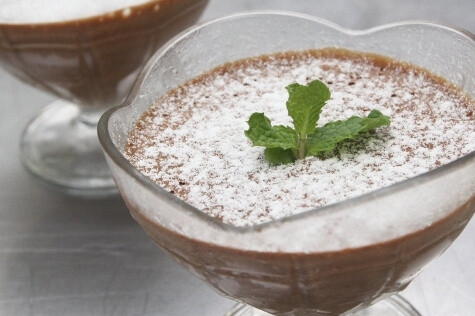 Aprenda a fazer uma Mousse de Chocolate com quatro ingredientes