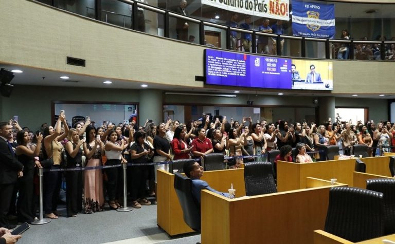 Aprovado projeto que regulamenta atividade de bronzeamento artificial no ES