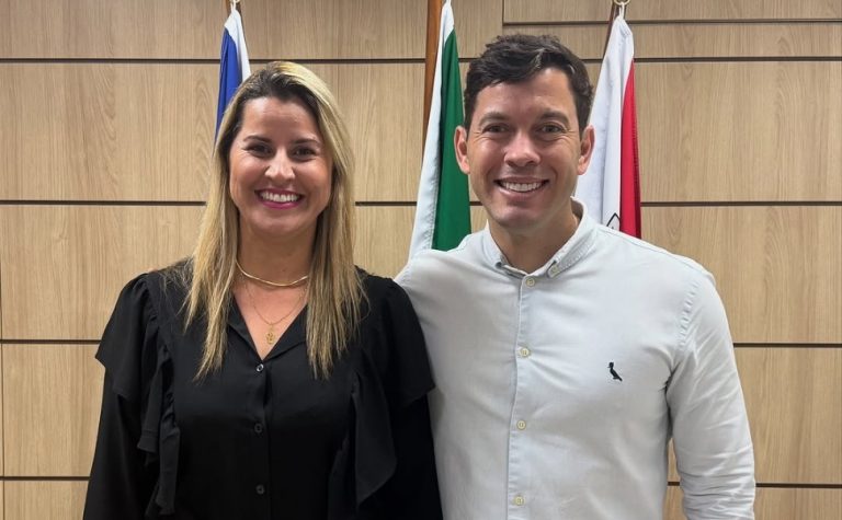 Arnaldinho Borgo anuncia nova secretária de Educação de Vila Velha
