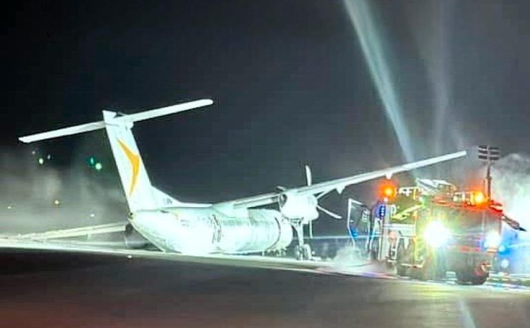 Avião pega fogo após pouso forçado no Canadá