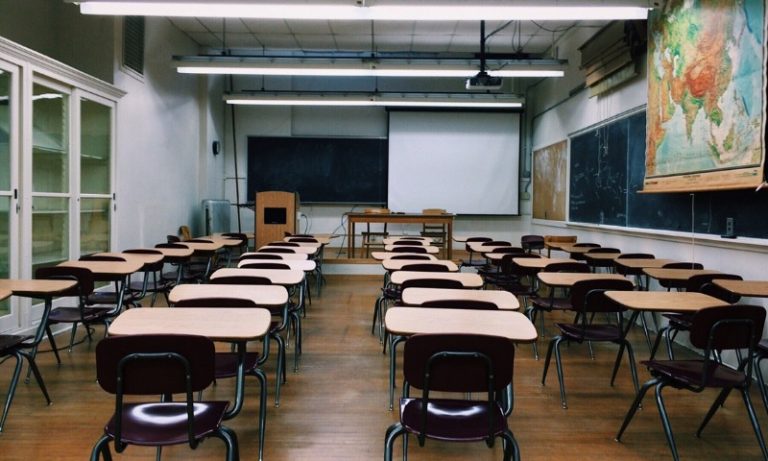 Aluna de 17 anos atira em colega dentro de escola particular em Teresina