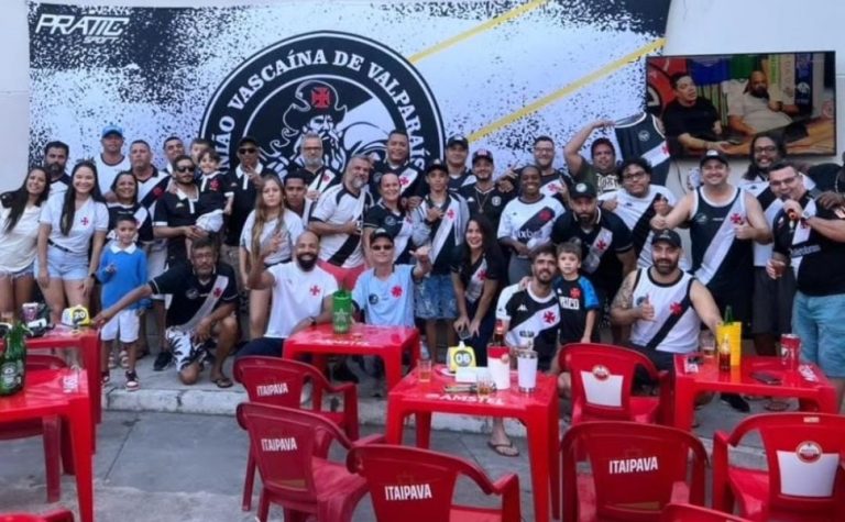 Festa vascaína com ídolos Carlos Germano e Mauro Galvão na Serra