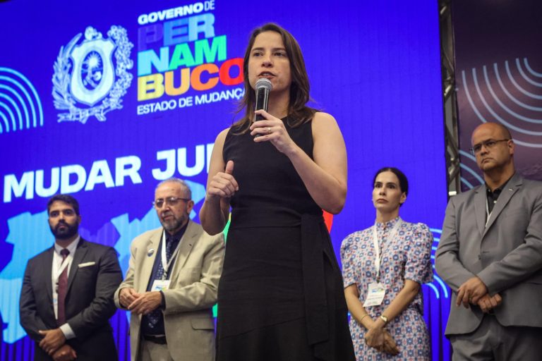 Governadora Raquel Lyra anuncia 52 novas creches e núcleo de apoio aos municípios