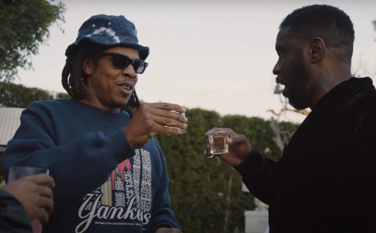 Jay-Z é alvo de denúncia anônima que o acusa de estuprar menina com Diddy