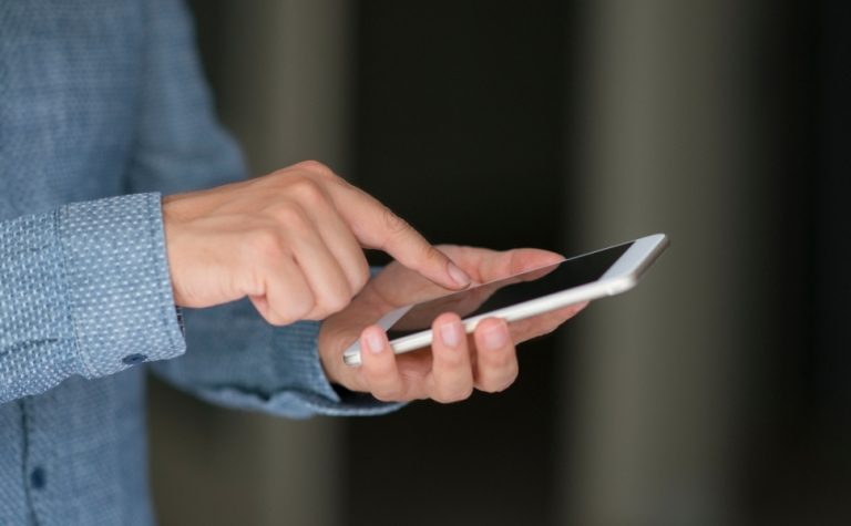 Justiça usa localização de celular para condenar trabalhador que pediu horas extras