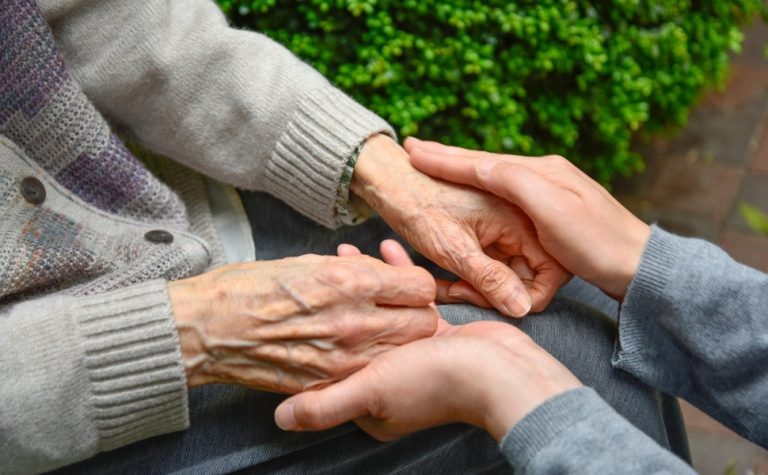 Pacientes com menor massa muscular têm maior risco de desenvolvimento de demência