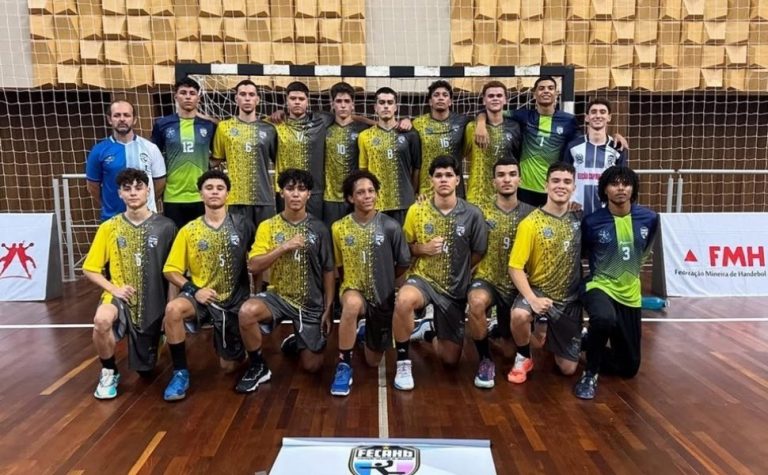 Seleção capixaba de handebol é vice-campeã brasileira no masculino