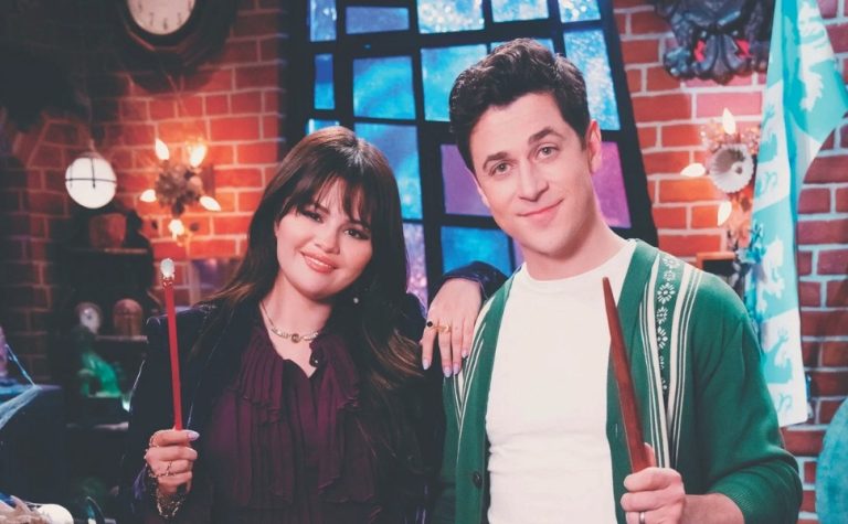 Selena Gomez volta às origens em nova série “Feiticeiros Além de Waverly Place”