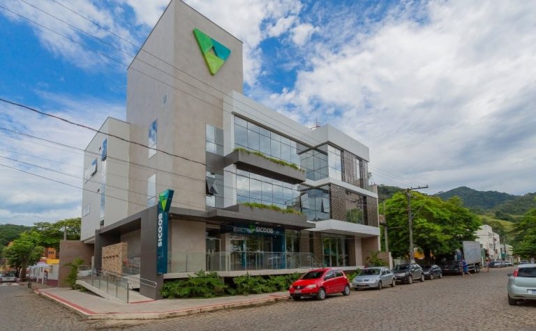 Sicoob ES distribui mais de R$ 200 milhões em juros aos associados