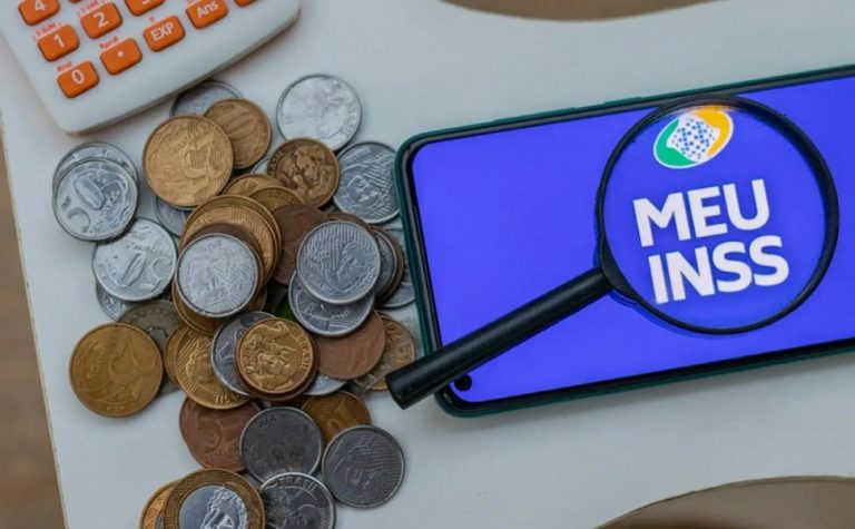 Teto do INSS vai passar de R$ 8 mil