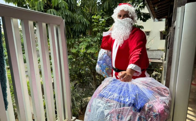 “Venci a dor de perder cinco familiares como Papai Noel”, diz advogado