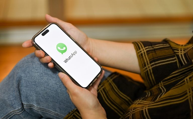 WhatsApp adiciona botão para informar chave Pix no perfil