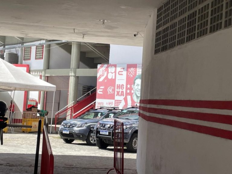 Artefato não identificado encontrado nos Aflitos horas antes do Clássico