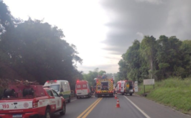 BR-101 é interditada após acidente em São Mateus