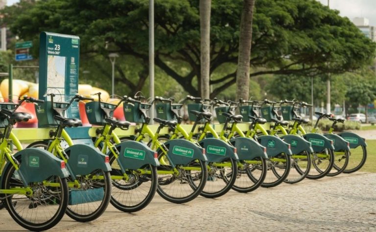 Bicicletas compartilhadas estarão disponíveis gratuitamente. Veja como aproveitar