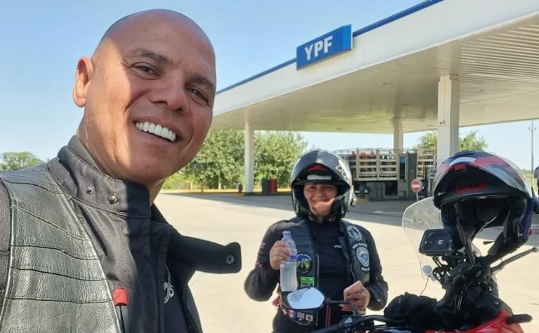 Casal de Marataízes morre em acidente durante viagem de moto