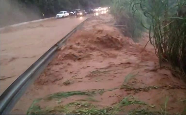 Chuva deixa mais de 20 pessoas desalojadas no ES