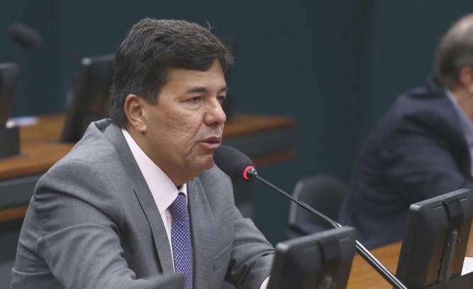 Deputado federal Mendonça Filho recebe alta de hospital após mal-estar