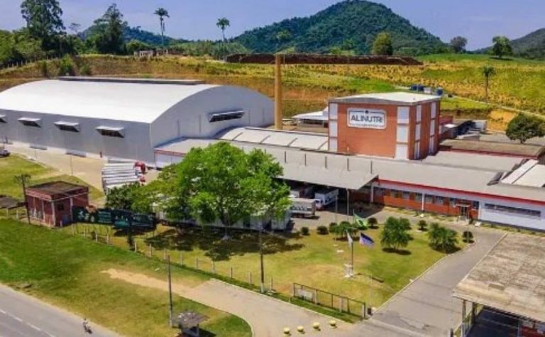 Empresas dão mais benefícios para conseguir contratar 4 mil