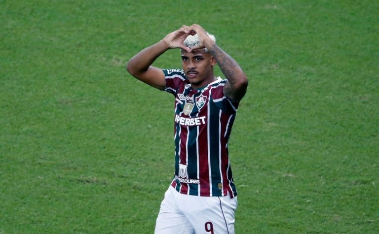 Fluminense oficializa saída de John Kennedy rumo ao Pachuca
