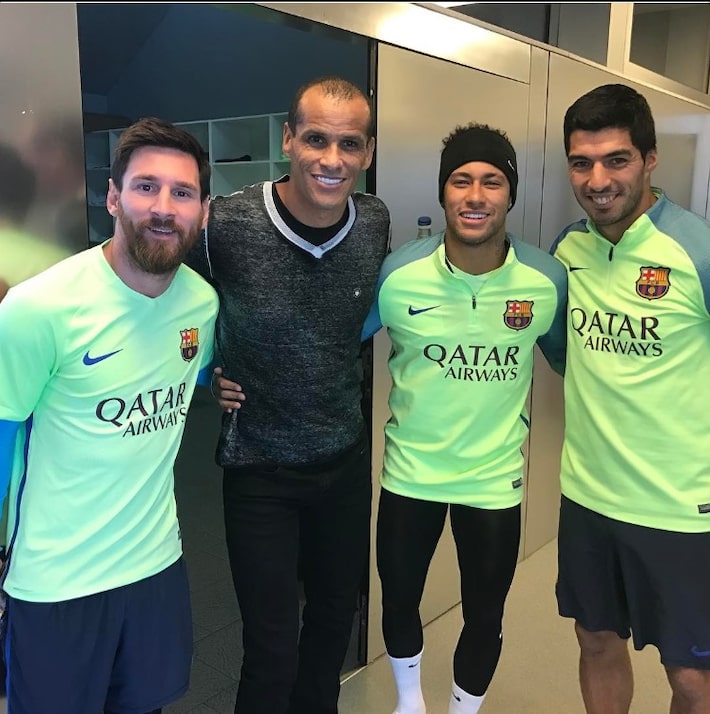 Galvão Bueno manda recado a Neymar: ‘Rivaldo tem muito mais história que você’