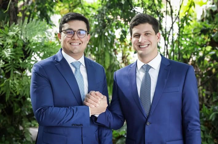 João Campos é reconduzido ao cargo de prefeito e promete mais obras no Recife