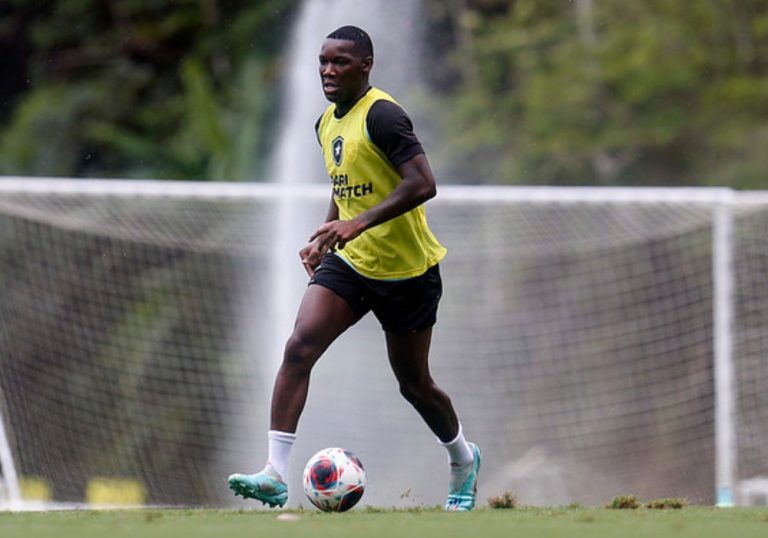 Patrick de Paula retorna ao Botafogo e espera por ‘ano de reviravolta’