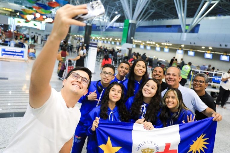 Premiados na Olimpíada de Matemática do Recife 2024 embarcam para os EUA