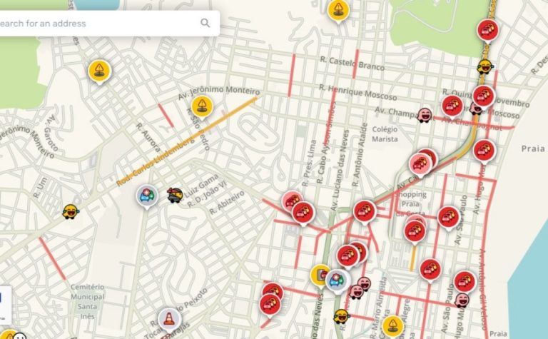 Quatro acidentes deixam dois feridos e trânsito congestionado na Terceira Ponte