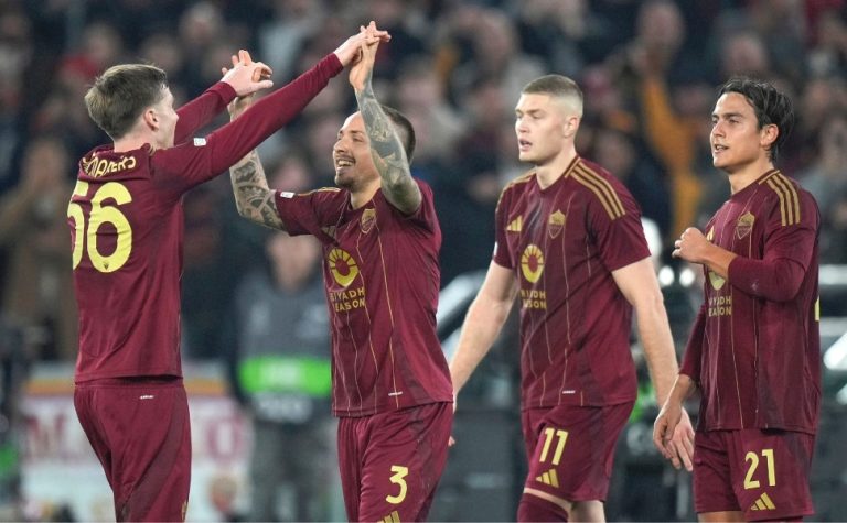 Com transmissão da TV Tribuna/Band, Roma vence o Frankfurt e avança de fase