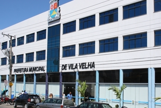 Salários de prefeito, vice e secretários de Vila Velha vão aumentar quase 90%