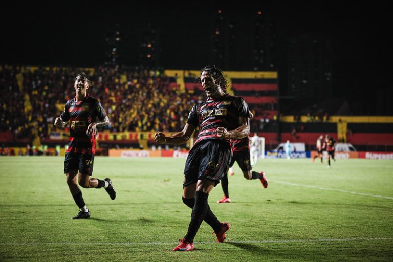 Sport goleia o Jaguar em jogo onde Gonçalo Paciência fez a diferença