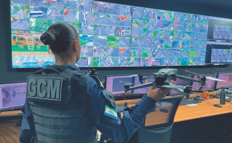 Tecnologia contra o crime: drones com alto-falante e câmeras com superzoom