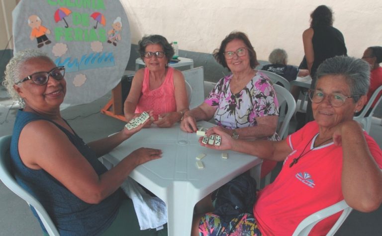 Uma colônia de férias só para quem já passou dos 60 anos