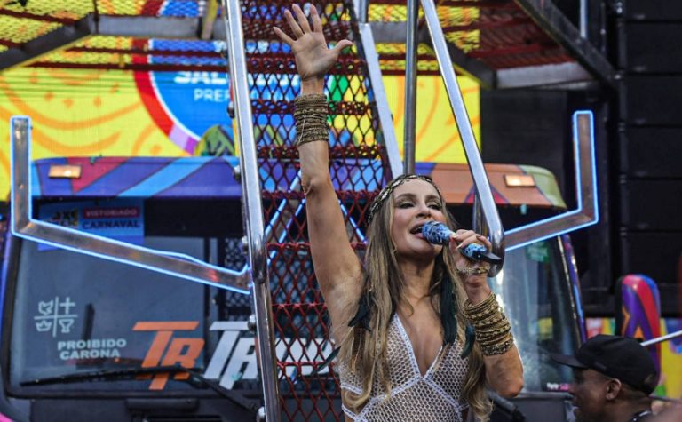 Artistas comemoram 40 anos do axé em Salvador
